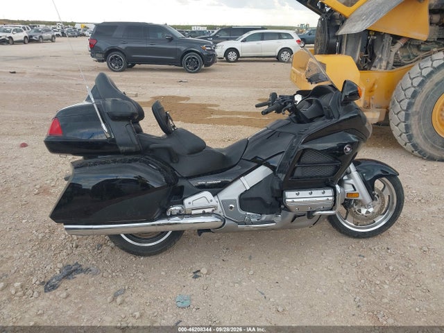 2015 Honda Gl1800 მანქანა იყიდება აუქციონზე, vin: JH2SC68G8FK300491, აუქციონის ნომერი: 46208344