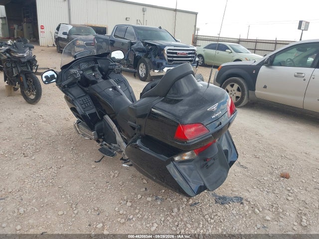 2015 Honda Gl1800 მანქანა იყიდება აუქციონზე, vin: JH2SC68G8FK300491, აუქციონის ნომერი: 46208344