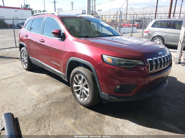 46208350 :رقم المزاد ، 1C4PJMLXXKD236100 vin ، 2019 Jeep Cherokee Latitude Plus 4x4 مزاد بيع