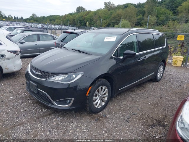 Продажа на аукционе авто 2019 Chrysler Pacifica Touring L, vin: 2C4RC1BG1KR651306, номер лота: 46208359