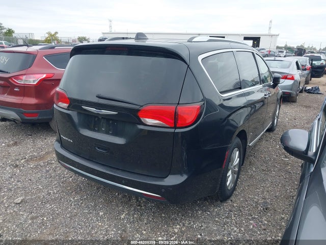 Продажа на аукционе авто 2019 Chrysler Pacifica Touring L, vin: 2C4RC1BG1KR651306, номер лота: 46208359