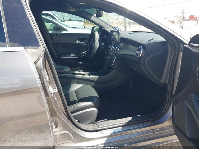 Продажа на аукционе авто 2015 Mercedes-benz Cla-class Cla 250, vin: WDDSJ4EB0FN214060, номер лота: 46208361