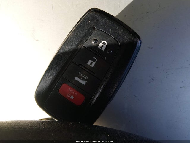 4T1C31AK4NU575725 Toyota Camry Le Hybrid
