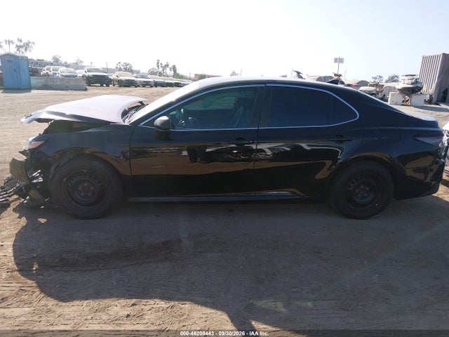 4T1C31AK4NU575725 Toyota Camry Le Hybrid
