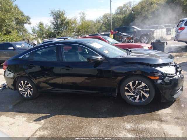 2017 Honda Civic Ex მანქანა იყიდება აუქციონზე, vin: 19XFC2F77HE005880, აუქციონის ნომერი: 46208483