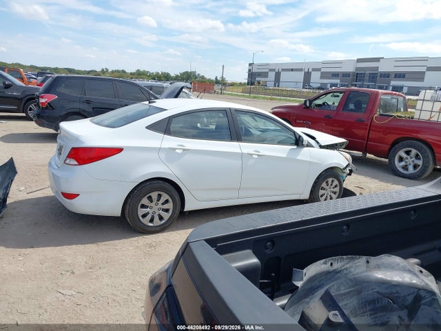 2016 Hyundai Accent Se მანქანა იყიდება აუქციონზე, vin: KMHCT4AE5GU007868, აუქციონის ნომერი: 46208492