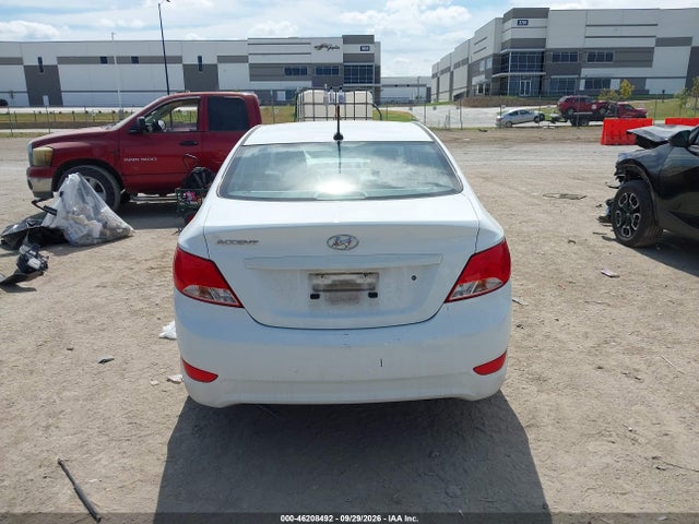 2016 Hyundai Accent Se მანქანა იყიდება აუქციონზე, vin: KMHCT4AE5GU007868, აუქციონის ნომერი: 46208492