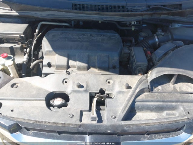 46208520 :رقم المزاد ، 5FNRL5H6XFB014079 vin ، 2015 Honda Odyssey Ex-l مزاد بيع
