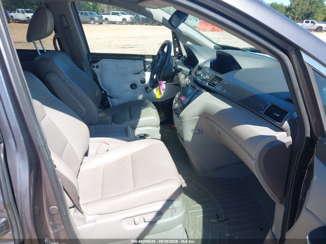 46208520 :رقم المزاد ، 5FNRL5H6XFB014079 vin ، 2015 Honda Odyssey Ex-l مزاد بيع