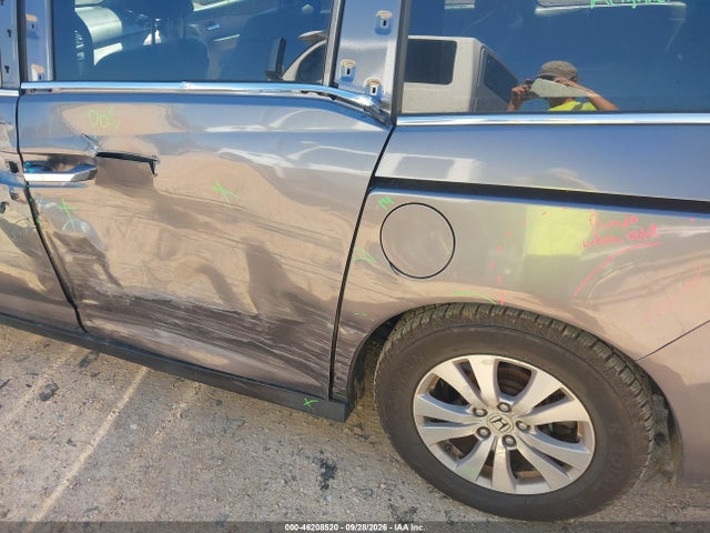 46208520 :رقم المزاد ، 5FNRL5H6XFB014079 vin ، 2015 Honda Odyssey Ex-l مزاد بيع
