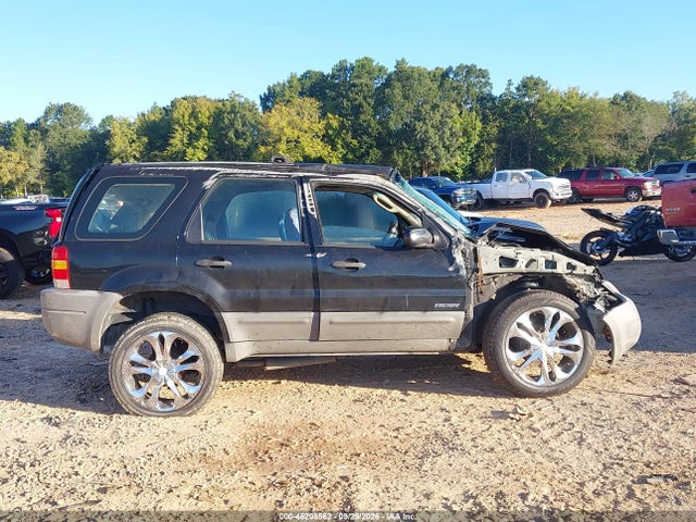 2001 Ford Escape Xls მანქანა იყიდება აუქციონზე, vin: 1FMYU02151KE82673, აუქციონის ნომერი: 46208562