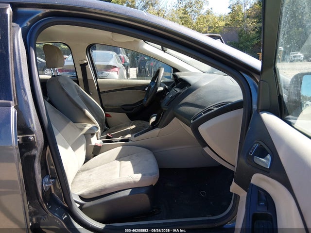 46208592 :رقم المزاد ، 1FADP3F20FL200459 vin ، 2015 Ford Focus Se مزاد بيع