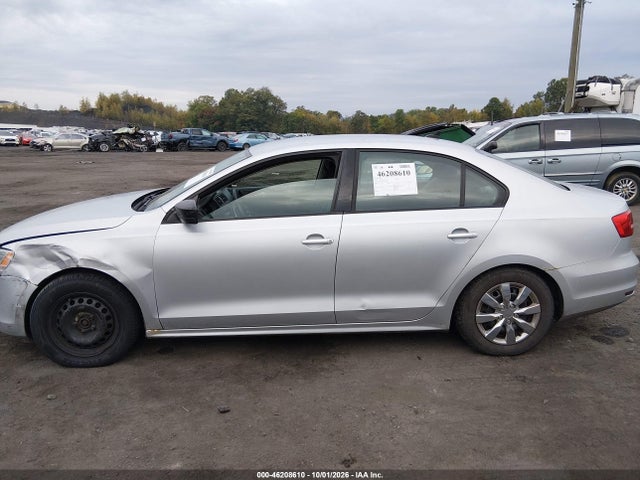 Продаж на аукціоні авто 2015 Volkswagen Jetta 2.0l S, vin: 3VW2K7AJ6FM357480, номер лоту: 46208610