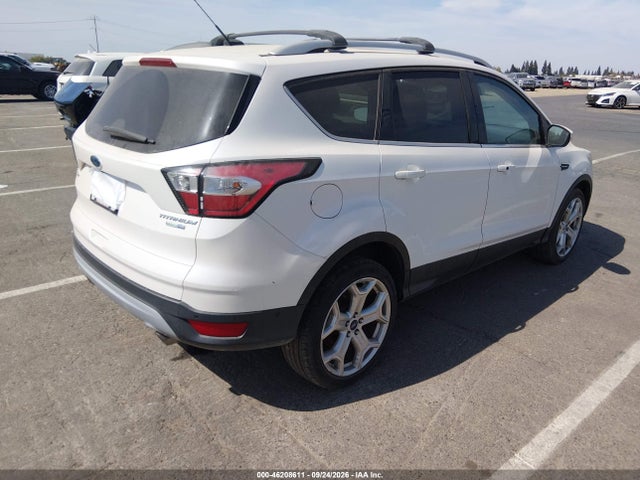 Ford Escape Titanium 2017 1FMCU9JD0HUE32143 Image 4