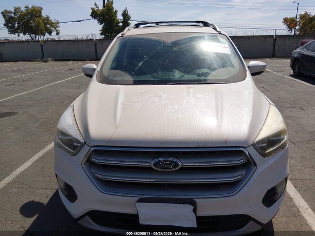 Ford Escape Titanium 2017 1FMCU9JD0HUE32143 Image 6