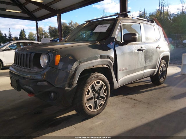 Jeep Renegade Trailhawk 2015 ZACCJBCT9FPB91593 Image 2