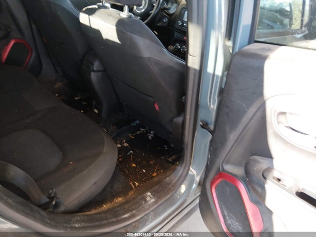 Jeep Renegade Trailhawk 2015 ZACCJBCT9FPB91593 Image 8