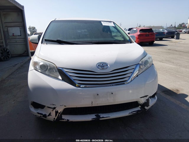 2016 Toyota Sienna Le მანქანა იყიდება აუქციონზე, vin: 5TDKK3DC6GS700685, აუქციონის ნომერი: 46208635