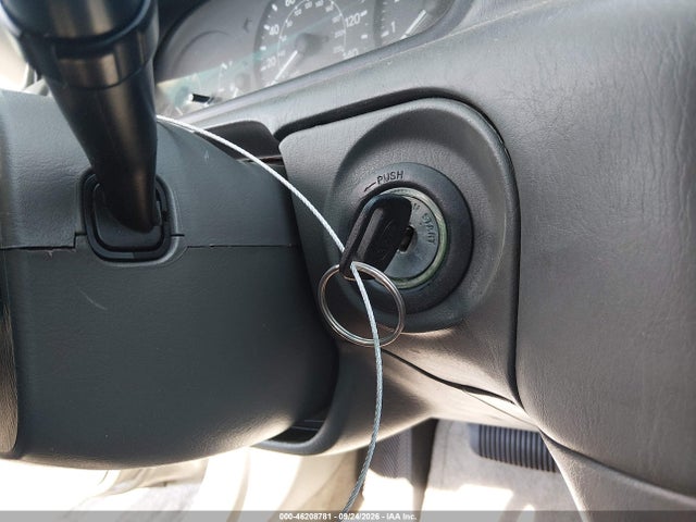 2001 Toyota Camry Ce/le/xle მანქანა იყიდება აუქციონზე, vin: 4T1BG22K41U024693, აუქციონის ნომერი: 46208781