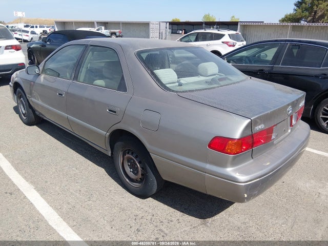 2001 Toyota Camry Ce/le/xle მანქანა იყიდება აუქციონზე, vin: 4T1BG22K41U024693, აუქციონის ნომერი: 46208781