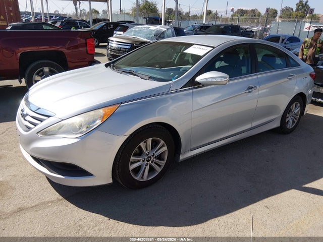 Hyundai SONATA GLS 2014 5NPEB4AC8EH935485 Image 2