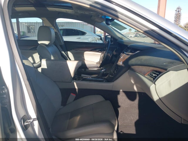 1G6AR5SX2G0121711 Cadillac Cts Luxury Collection Rwd