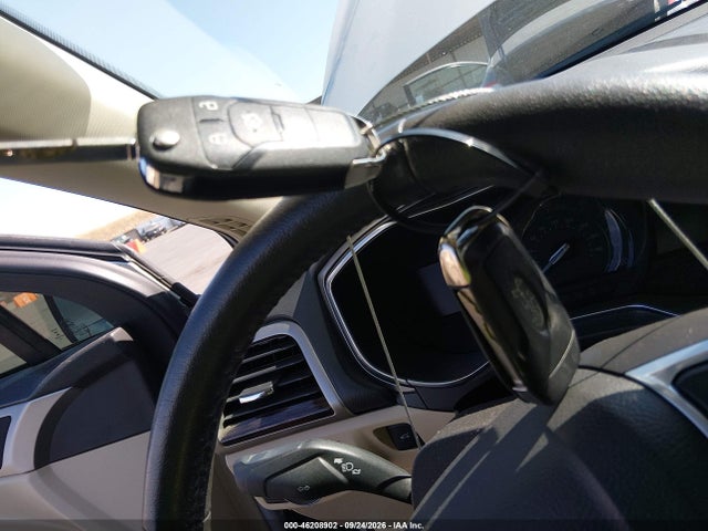 2015 Ford Fusion Hybrid Se მანქანა იყიდება აუქციონზე, vin: 3FA6P0LU2FR257051, აუქციონის ნომერი: 46208902