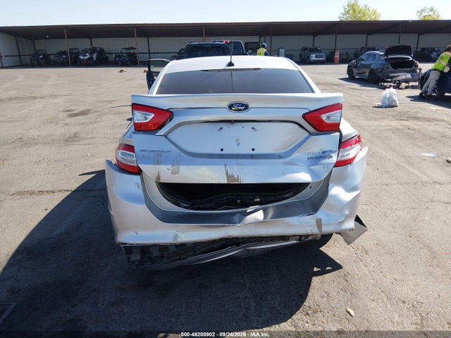 2015 Ford Fusion Hybrid Se მანქანა იყიდება აუქციონზე, vin: 3FA6P0LU2FR257051, აუქციონის ნომერი: 46208902