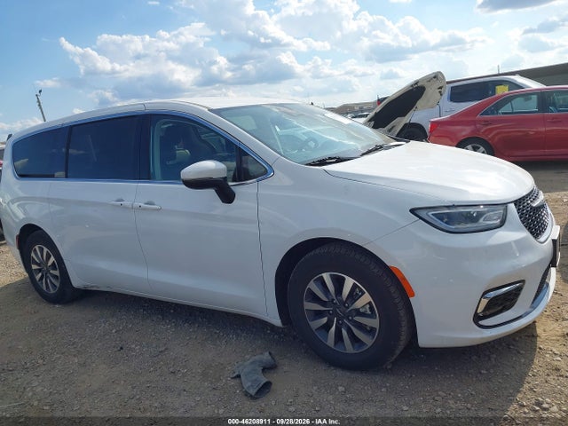 Продажа на аукционе авто 2023 Chrysler Pacifica Hybrid Touring L, vin: 2C4RC1L76PR614225, номер лота: 46208911