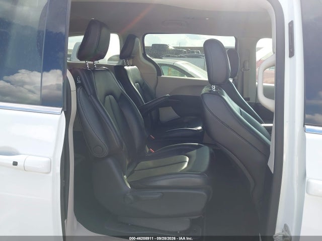 Продажа на аукционе авто 2023 Chrysler Pacifica Hybrid Touring L, vin: 2C4RC1L76PR614225, номер лота: 46208911