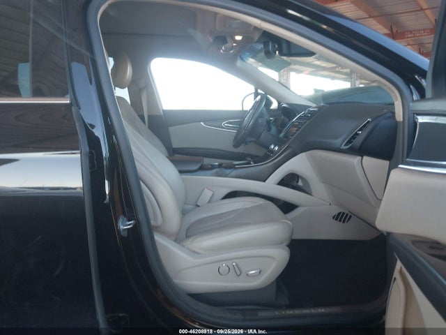 46208918 :رقم المزاد ، 2LMPJ6LP7HBL17064 vin ، 2017 Lincoln Mkx Reserve مزاد بيع