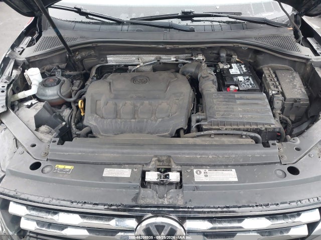 3VV3B7AX1KM063864 Volkswagen Tiguan 2.0t Se/2.0t Sel/2.0t Sel R-line/2.0t Sel R-line Black