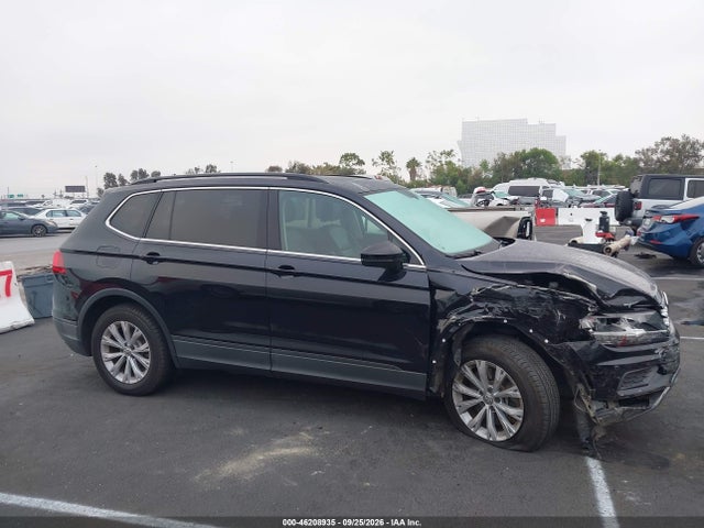 3VV3B7AX1KM063864 Volkswagen Tiguan 2.0t Se/2.0t Sel/2.0t Sel R-line/2.0t Sel R-line Black