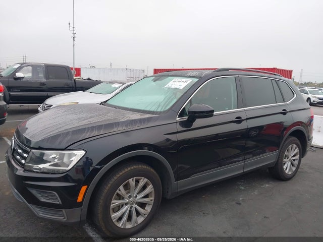 3VV3B7AX1KM063864 Volkswagen Tiguan 2.0t Se/2.0t Sel/2.0t Sel R-line/2.0t Sel R-line Black