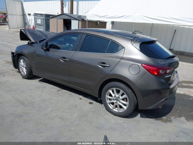 Mazda Mazda3 I Touring 2014 JM1BM1L75E1182730 Image 3