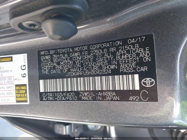 Toyota Prius Two Eco 2017 JTDKARFU5H3042324 Image 9