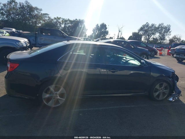 2013 Toyota Camry Se V6 მანქანა იყიდება აუქციონზე, vin: 4T1BK1FK6DU530727, აუქციონის ნომერი: 46209128