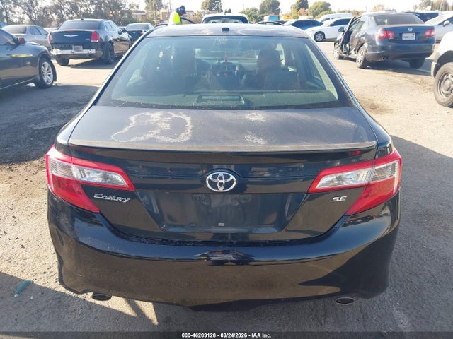 2013 Toyota Camry Se V6 მანქანა იყიდება აუქციონზე, vin: 4T1BK1FK6DU530727, აუქციონის ნომერი: 46209128