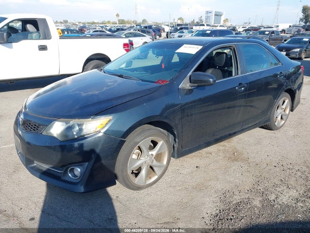 2013 Toyota Camry Se V6 მანქანა იყიდება აუქციონზე, vin: 4T1BK1FK6DU530727, აუქციონის ნომერი: 46209128