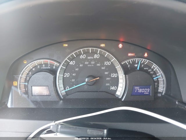 2013 Toyota Camry Se V6 მანქანა იყიდება აუქციონზე, vin: 4T1BK1FK6DU530727, აუქციონის ნომერი: 46209128