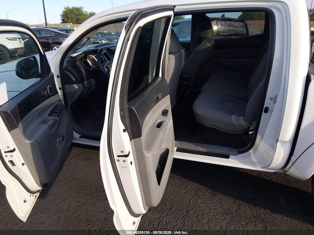 46209130 :رقم المزاد ، 5TFJX4GNXEX032235 vin ، 2014 Toyota Tacoma Prerunner مزاد بيع