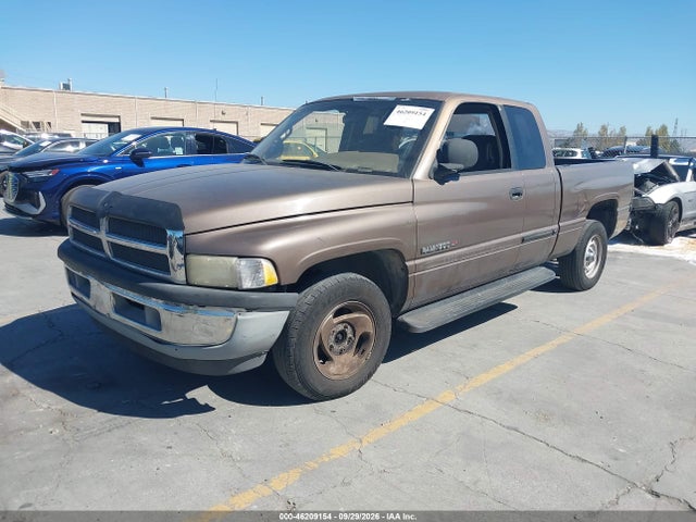 46209154 :رقم المزاد ، 1B7HC13Z4YJ160785 vin ، 2000 Dodge Ram 1500 St مزاد بيع