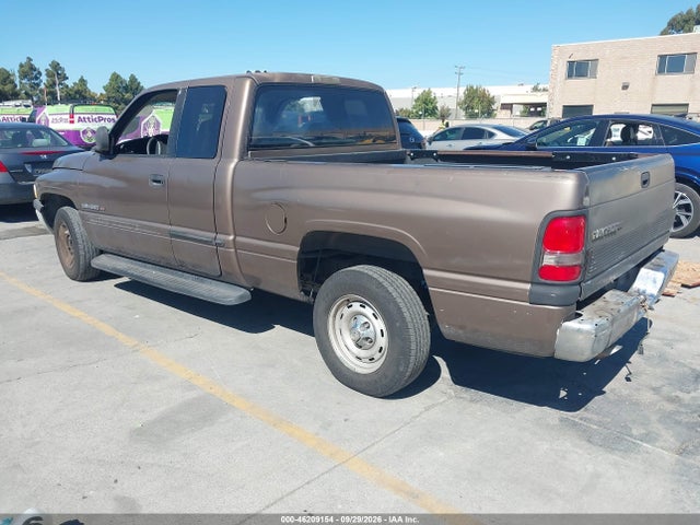 46209154 :رقم المزاد ، 1B7HC13Z4YJ160785 vin ، 2000 Dodge Ram 1500 St مزاد بيع