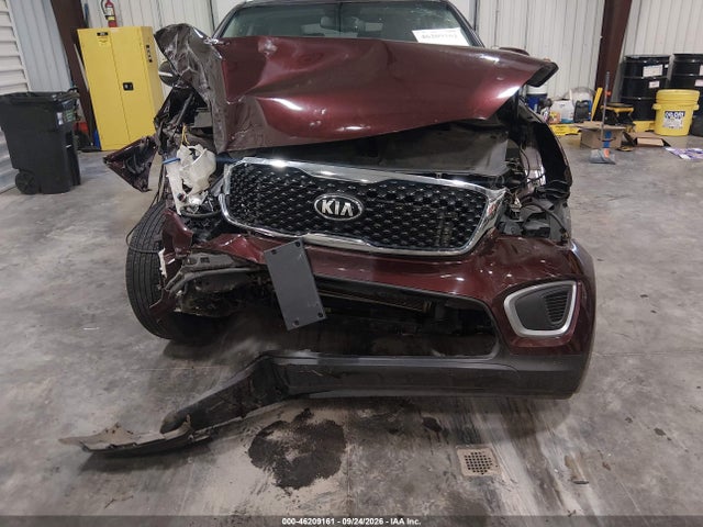 46209161 :رقم المزاد ، 5XYPG4A33HG247237 vin ، 2017 Kia Sorento 2.4l Lx مزاد بيع