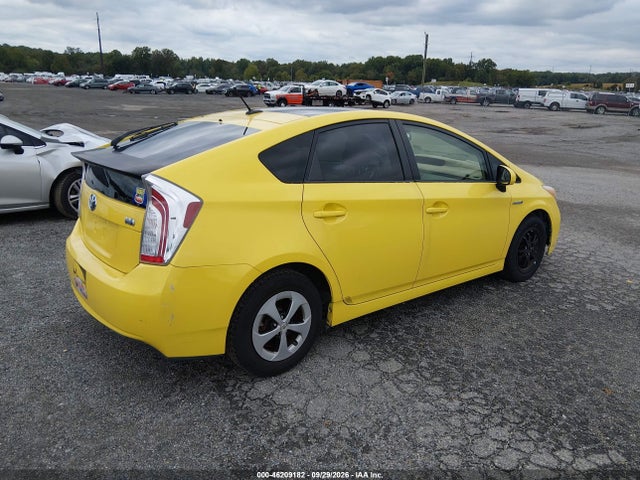 2012 Toyota Prius Three მანქანა იყიდება აუქციონზე, vin: JTDKN3DUXC1553813, აუქციონის ნომერი: 46209182