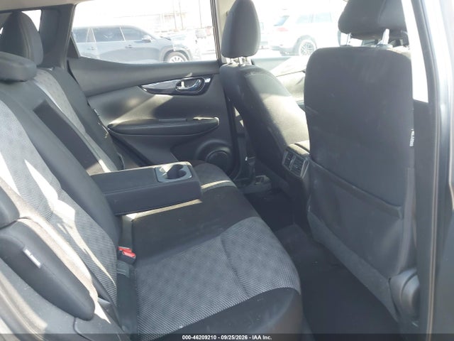 JN1BJ1BV0MW563396 Nissan Rogue Sport Sv