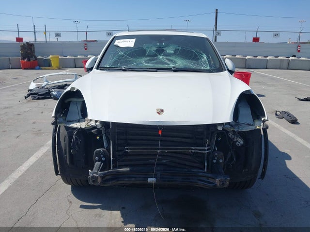 Aukcja sprzedaży 2016 Porsche Cayenne, vin: WP1AA2A28GKA12259, numer aukcji: 46209219
