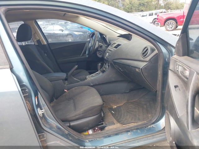 46209226 :رقم المزاد ، JM1BL1UF1B1387045 vin ، 2011 Mazda Mazda3 I Sport مزاد بيع