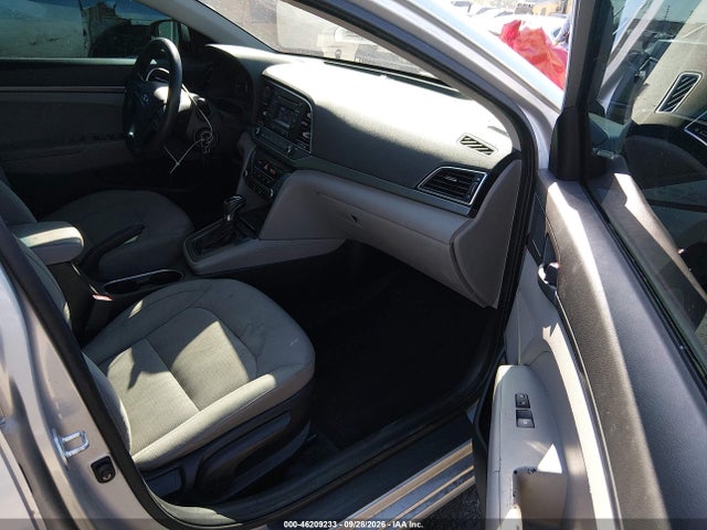 Hyundai ELANTRA SE 2017 KMHD74LF2HU092068 Image 5