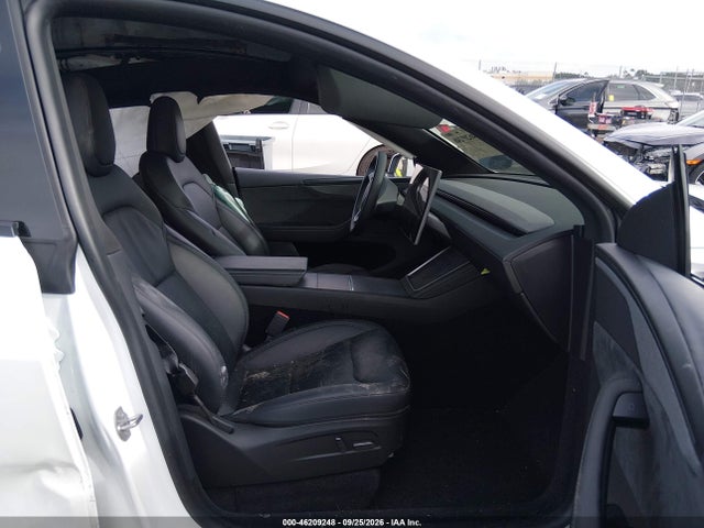Продажа на аукционе авто 2026 Tesla Model Y Premium Rear-wheel Drive/rear-wheel Drive, vin: 7SAYGDED9TA675465, номер лота: 46209248